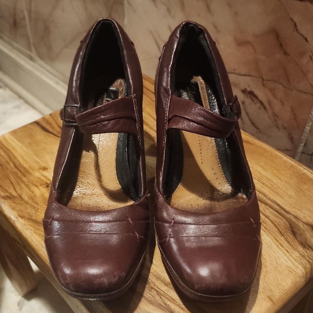 Women's Burgundy Leather Mary Jane Shoes